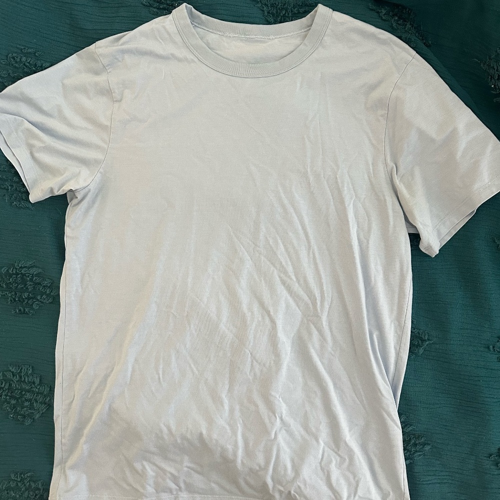 BABY BLUE LULULEMON MENS TEE
